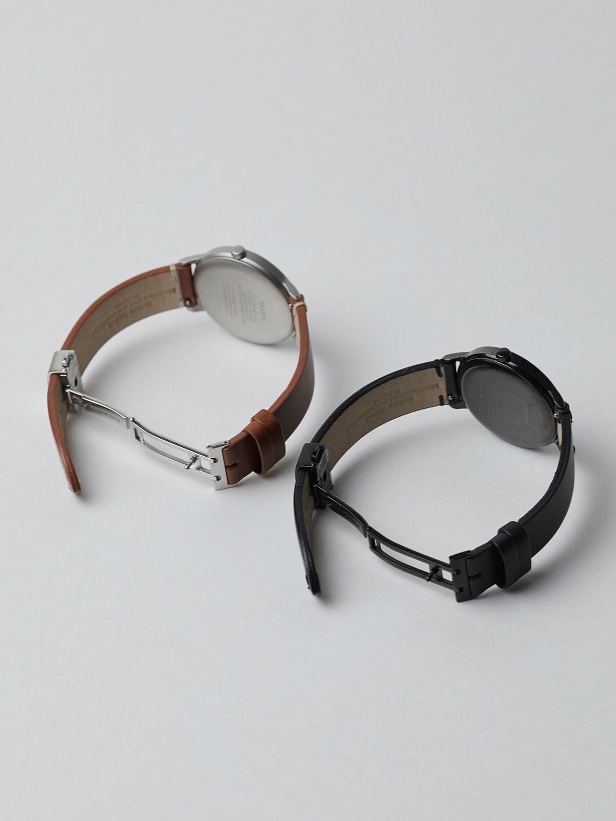 SS BLACK HONING FINISH / WHITE DIAL /BLACK D BUCKLE LIGHT